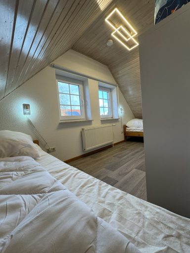Schlafzimmer links im Obergeschoss